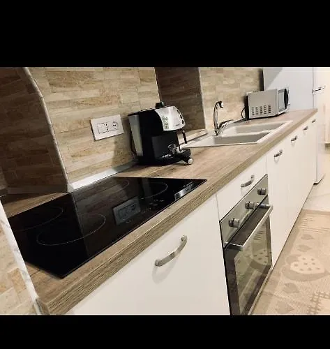 Dimora Sportelli * 폴리나노 아마레